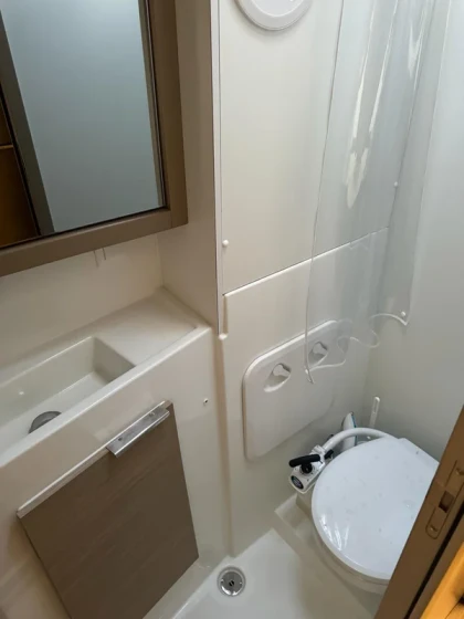 Lagoon 40 - Boatscribe.com