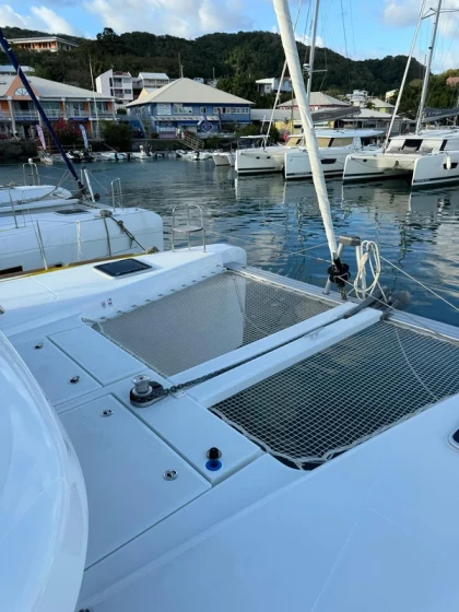 Lagoon 40 - Boatscribe.com
