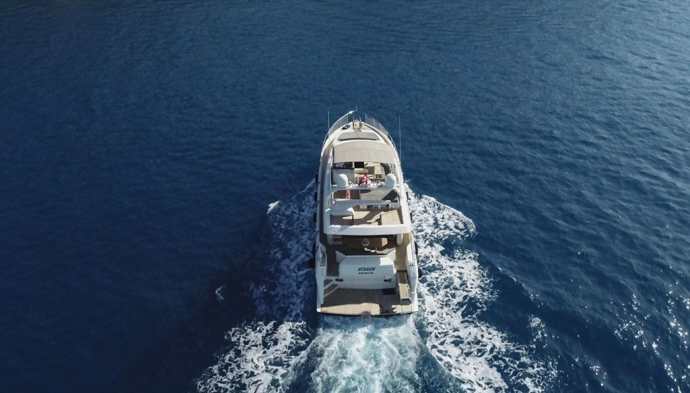 Ferretti 72 - Boatscribe.com