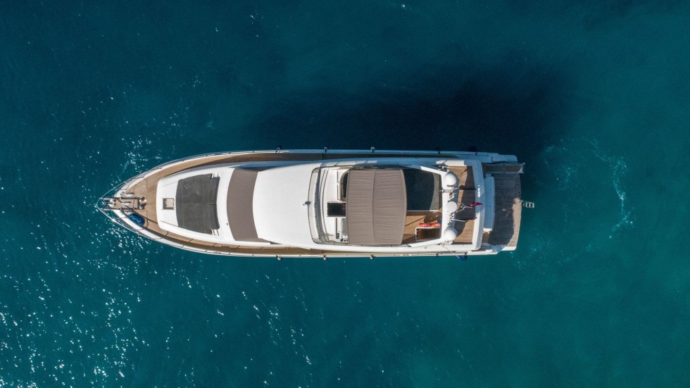 Ferretti 72 - Boatscribe.com