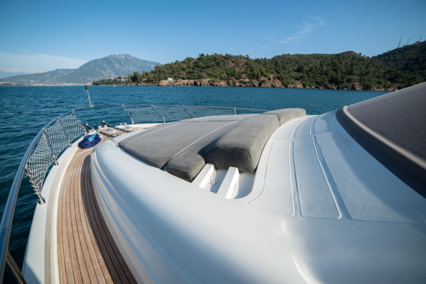 Ferretti 72 - Boatscribe.com