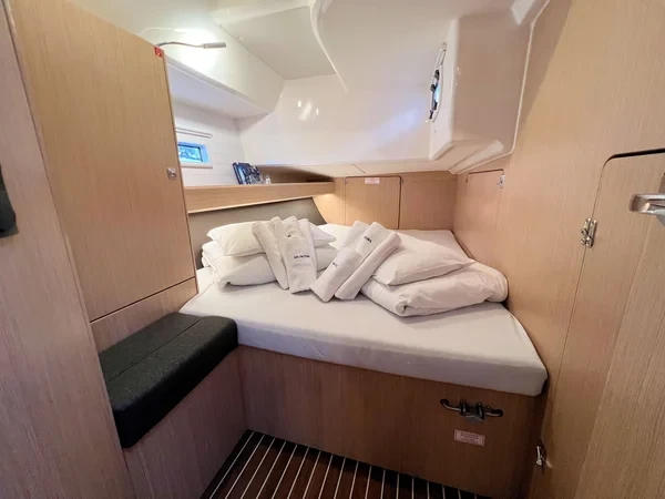 Bavaria 46 Cruiser - Boatscribe.com