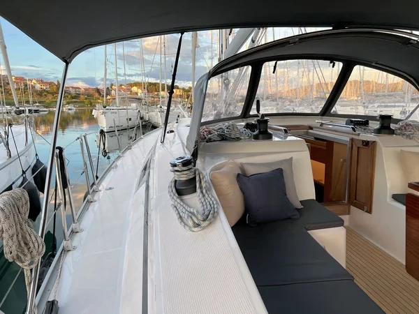 Bavaria 46 Cruiser - Boatscribe.com