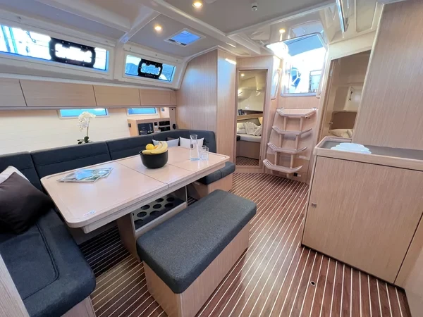Bavaria 46 Cruiser - Boatscribe.com