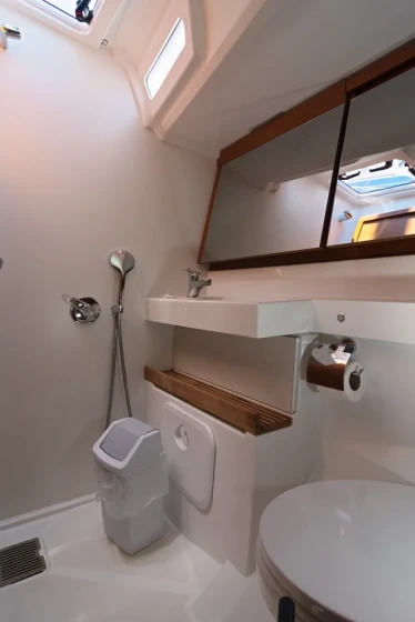 Sun Odyssey 440 - Boatscribe.com