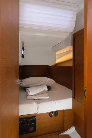 Sun Odyssey 440 - Boatscribe.com