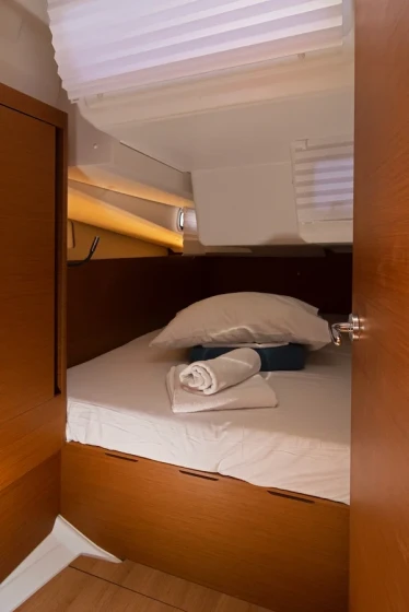 Sun Odyssey 440 - Boatscribe.com