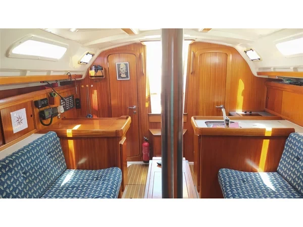 Dufour 32 - Boatscribe.com