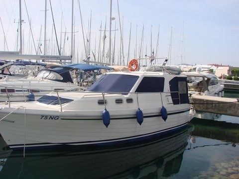Adria 1002 - Boatscribe.com