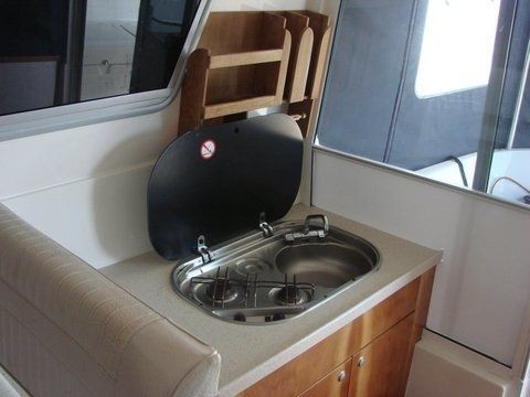 Adria 1002 - Boatscribe.com