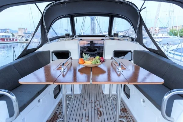 Elan Impression 45.1 - Boatscribe.com
