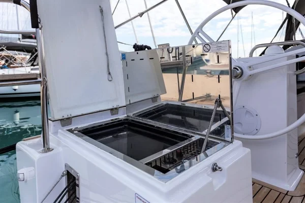 Elan Impression 45.1 - Boatscribe.com