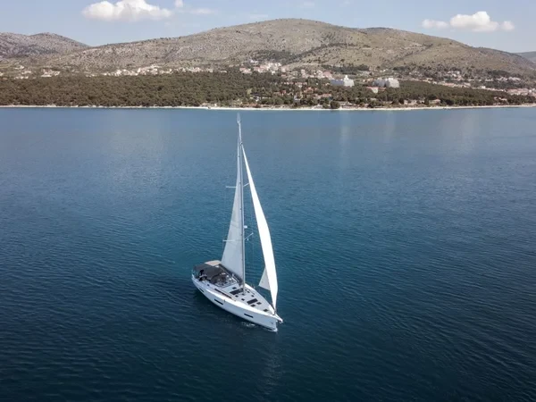 Dufour 530 - Boatscribe.com