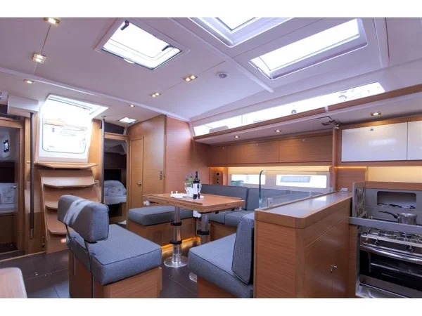 Dufour 530 - Boatscribe.com