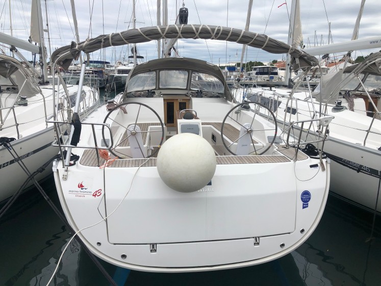 Bavaria 46 Cruiser - Boatscribe.com