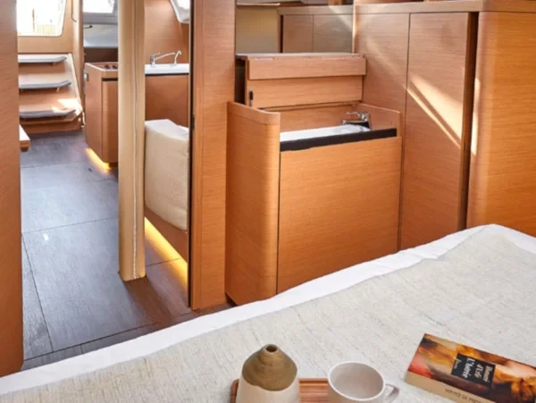 Sun Odyssey 410 - Boatscribe.com