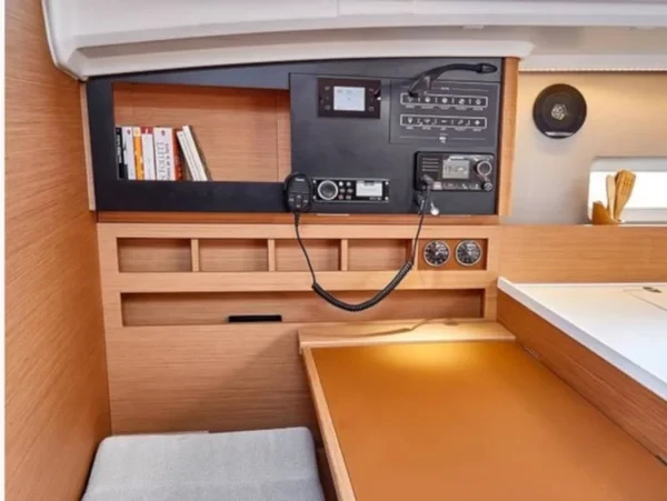 Sun Odyssey 410 - Boatscribe.com