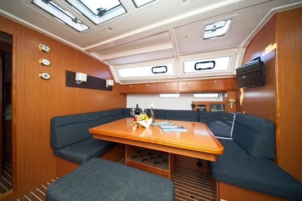 Bavaria 46 Cruiser - Boatscribe.com