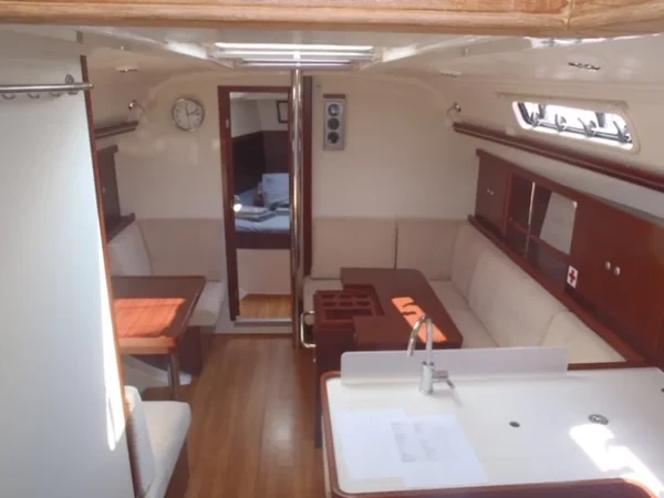Hanse 375 - Boatscribe.com