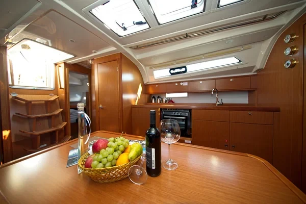 Bavaria 41 Cruiser - Boatscribe.com