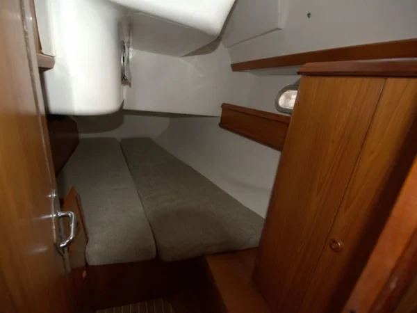 Oceanis 473 - Boatscribe.com