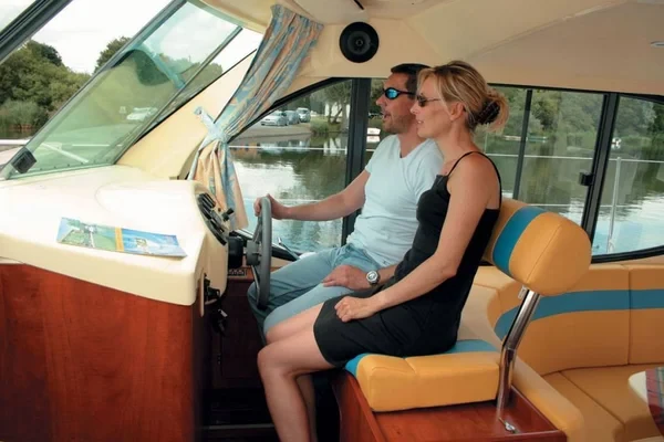 Estivale Quattro S - Boatscribe.com