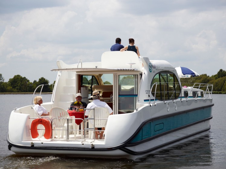 Estivale Octo - Boatscribe.com