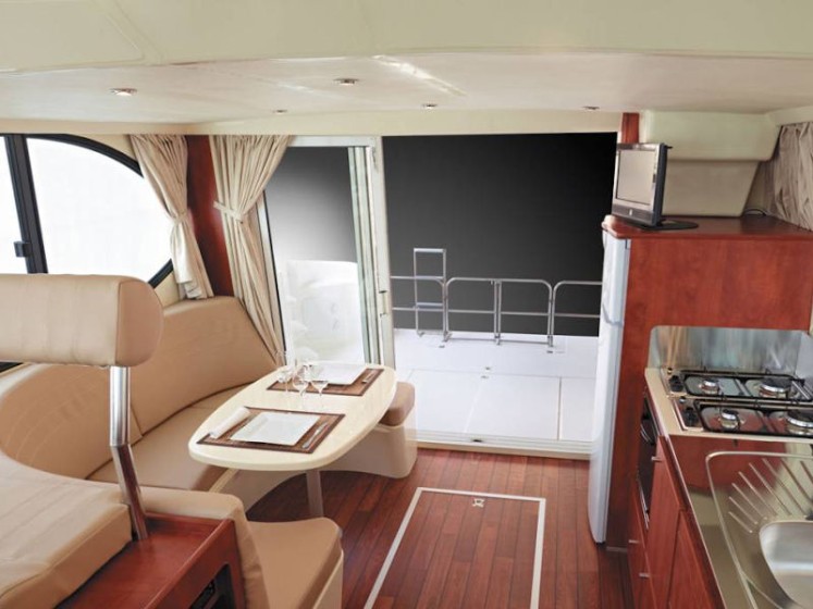 Estivale Quattro S - Boatscribe.com