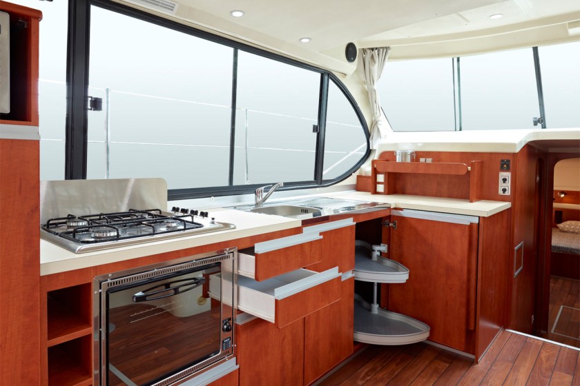 Estivale Sixto Prestige C - Boatscribe.com