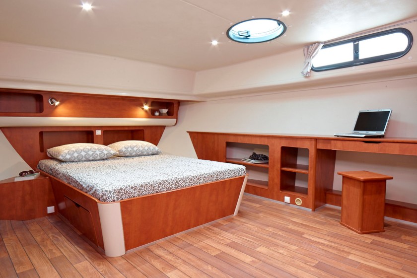 Estivale Sixto Prestige C - Boatscribe.com