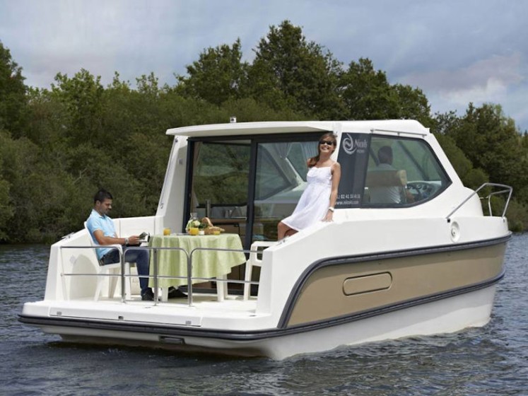 Sedan Primo - Boatscribe.com