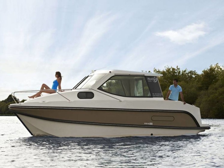 Sedan Primo - Boatscribe.com