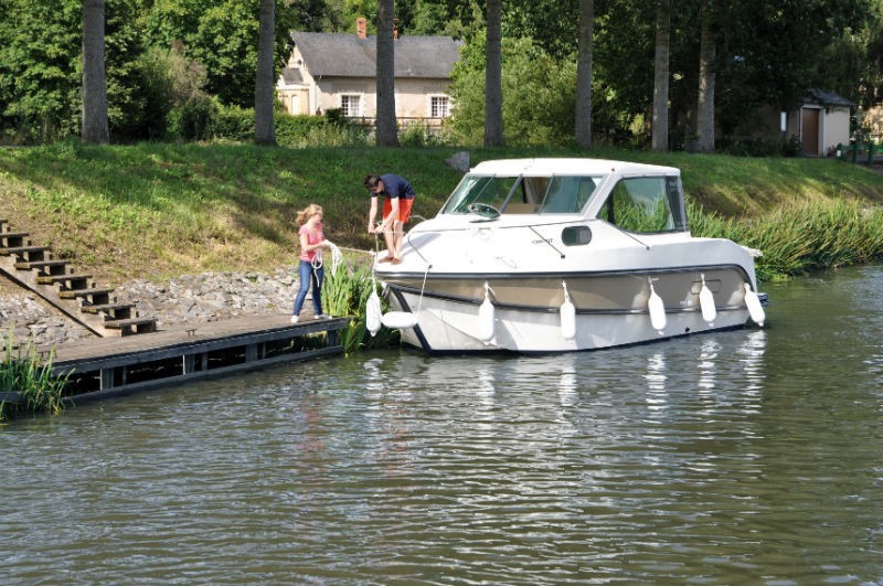 Sedan Primo - Boatscribe.com