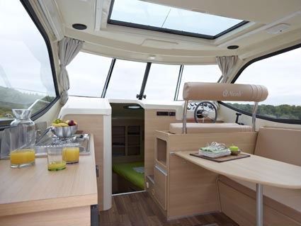 Sedan Primo - Boatscribe.com