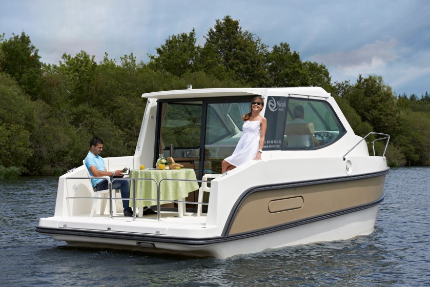 Sedan Primo - Boatscribe.com