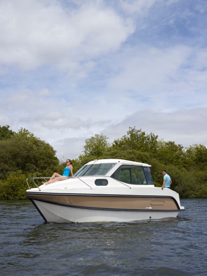 Sedan Primo - Boatscribe.com