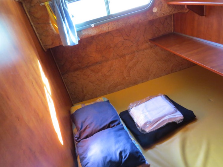 Sedan 1310 - Boatscribe.com