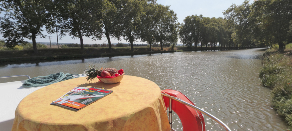 Confort 900 DP - Boatscribe.com