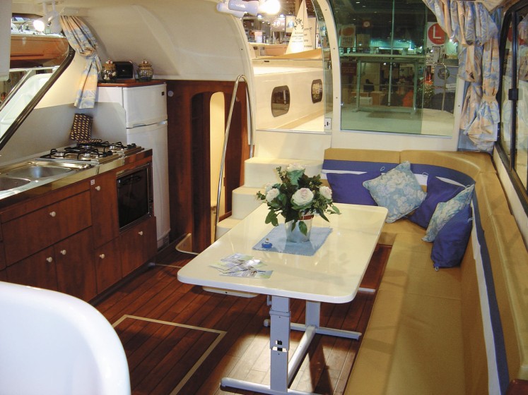 Confort 1350 - Boatscribe.com