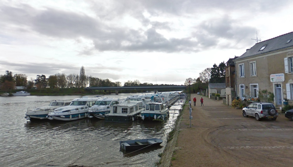 Sedan 1000 - Boatscribe.com