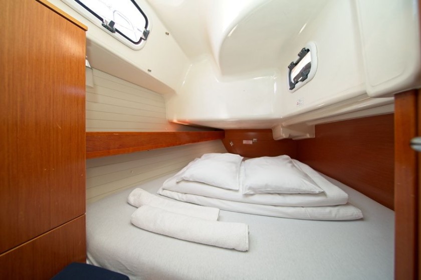 Bavaria 35 Cruiser - Boatscribe.com