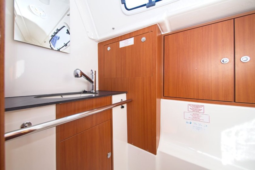 Bavaria 35 Cruiser - Boatscribe.com