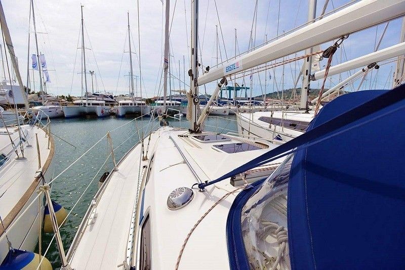 Bavaria 35 Cruiser - Boatscribe.com