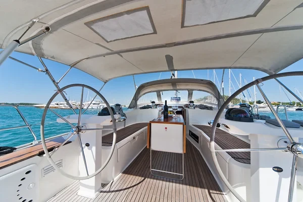 Bavaria 50 Cruiser - Boatscribe.com
