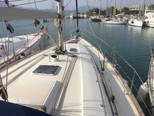 Bavaria 44 - Boatscribe.com
