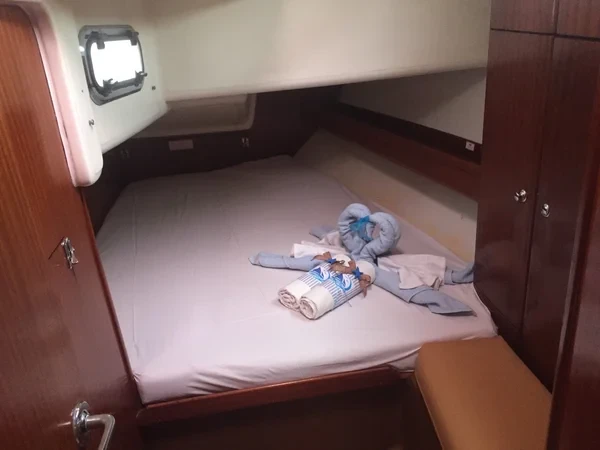 Bavaria 44 - Boatscribe.com