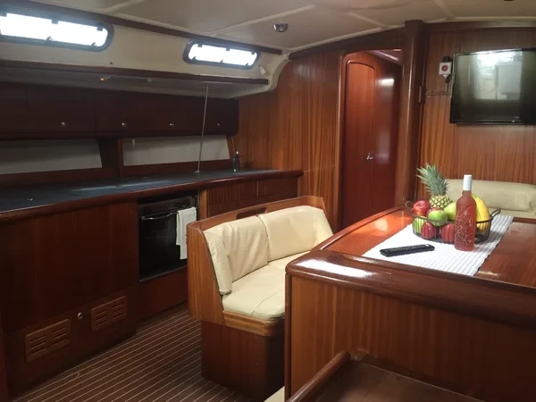 Bavaria 44 - Boatscribe.com