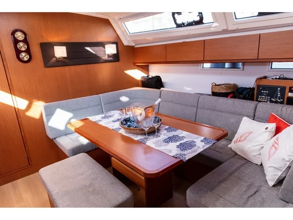 Bavaria 46 Cruiser - Boatscribe.com