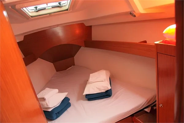 Cyclades 43.4 - Boatscribe.com