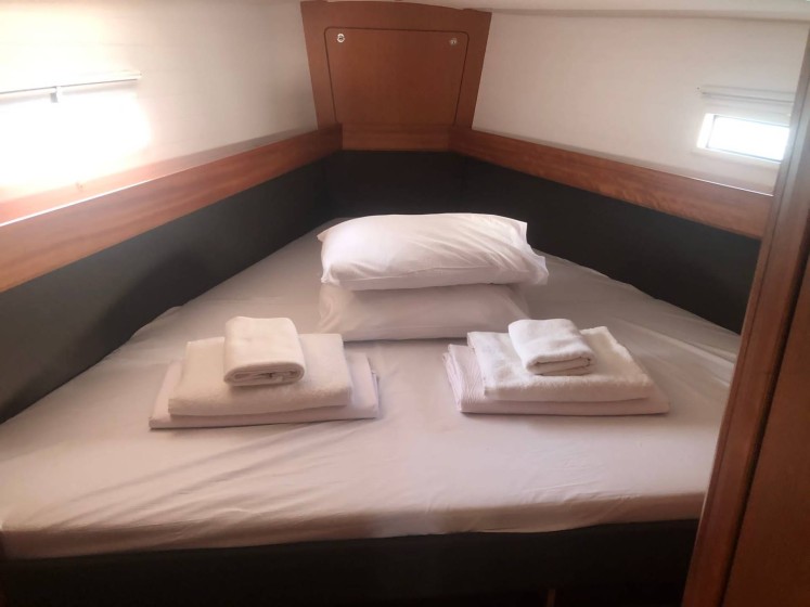 Bavaria 41 Cruiser - Boatscribe.com